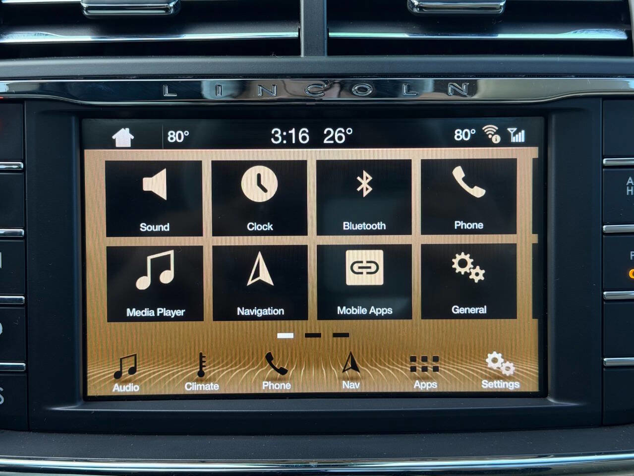 Used 2017 Lincoln Continental Reserve w/ Climate Package image 29