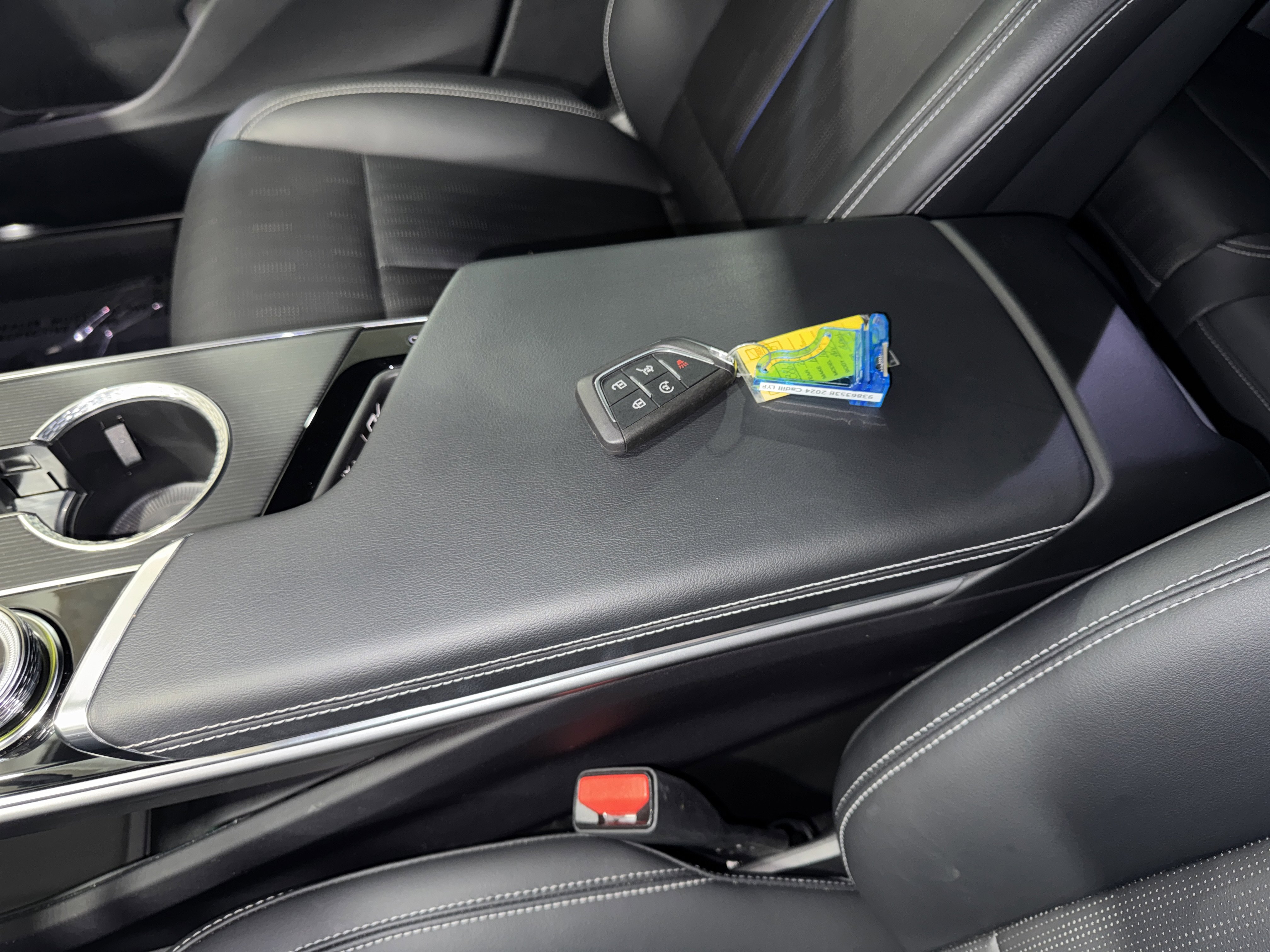 Used 2024 Cadillac Lyriq Sport image 27