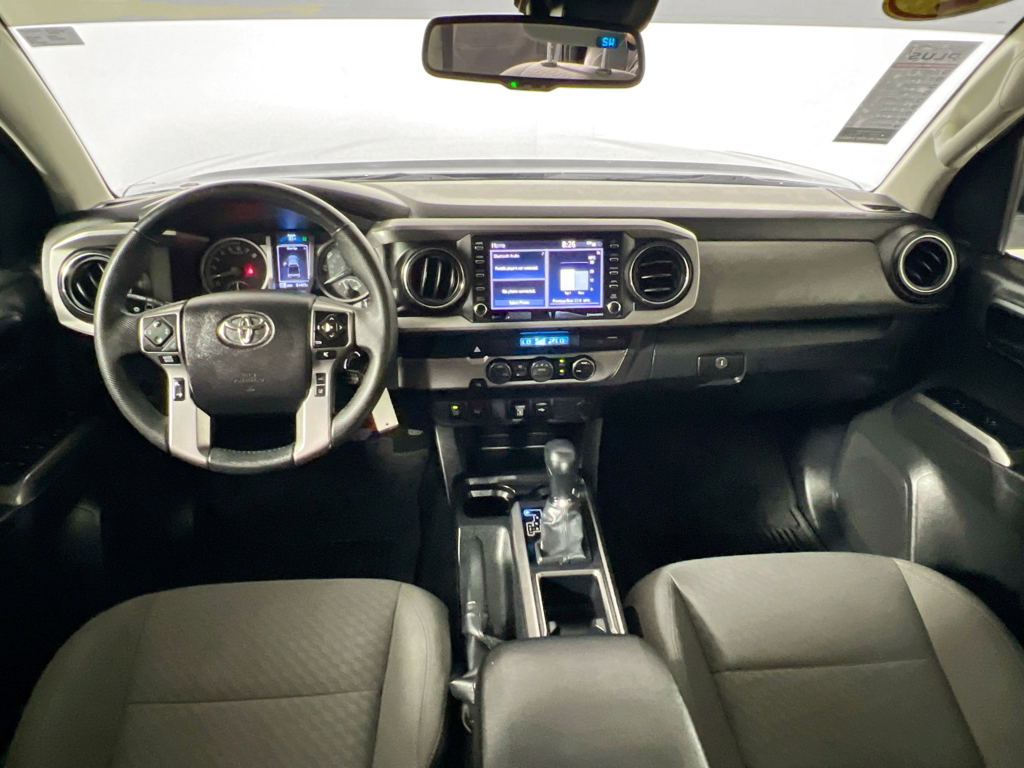 Used 2022 Toyota Tacoma SR5 w/ Technology Package image 29