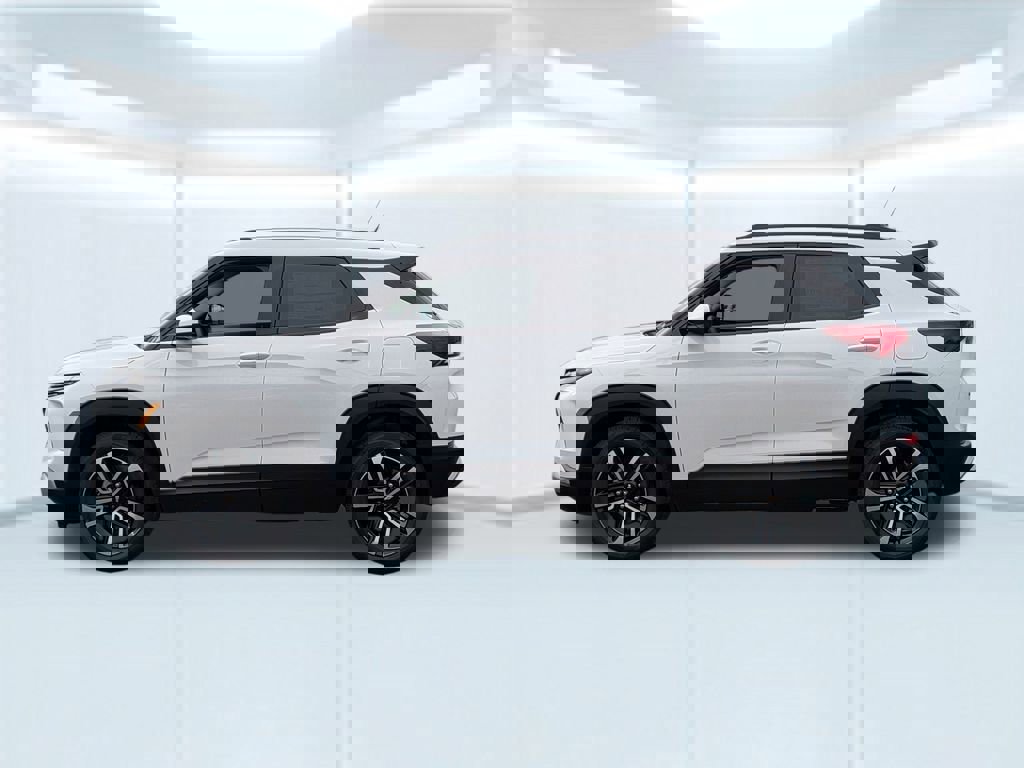 New 2026 Chevrolet TrailBlazer LT w/ LPO, Blackout Package image 2