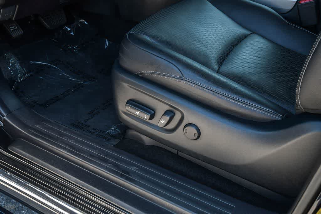 Used 2022 Toyota 4Runner Limited RWD image 26