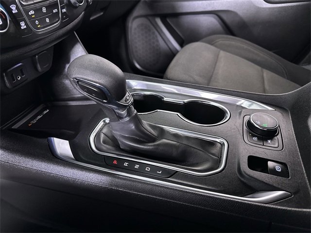 Used 2023 Chevrolet Traverse LT image 16