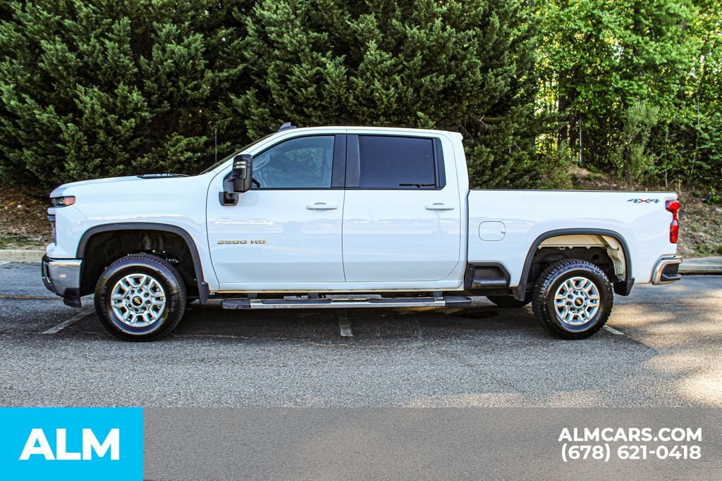 Used 2025 Chevrolet Silverado 2500 LT w/ Convenience Package AWD/4WD image 6
