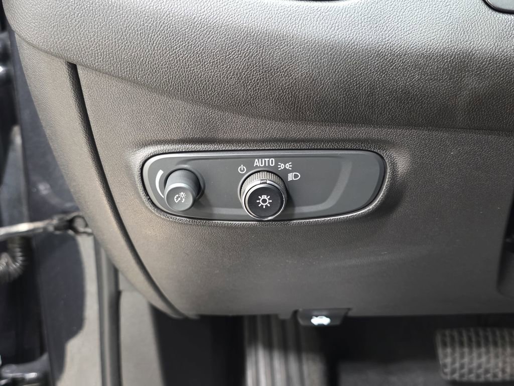 Used 2022 Chevrolet Equinox LT image 26