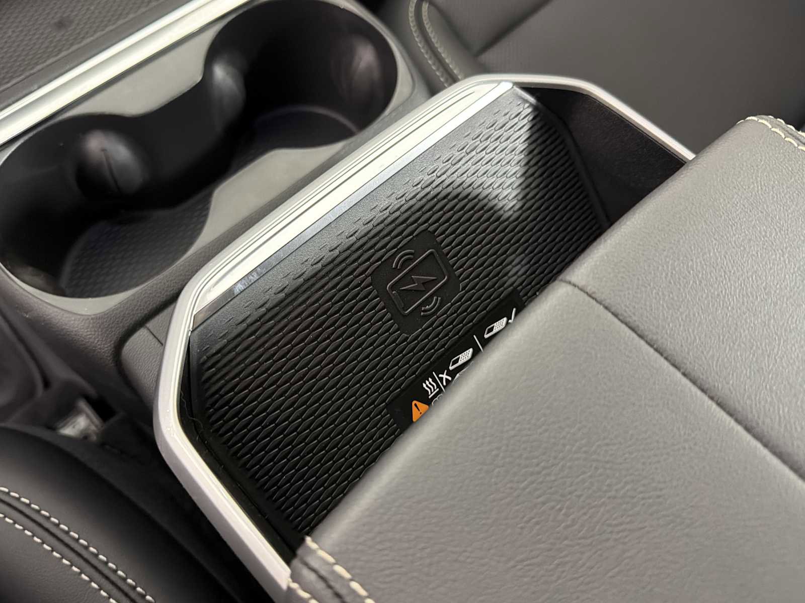 New 2026 GMC Terrain Elevation w/ Elevation Premium Package image 62