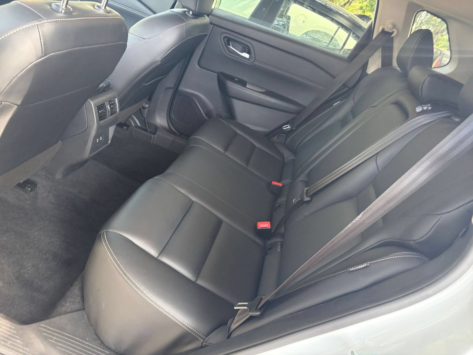 Used 2026 Nissan Rogue SL AWD/4WD image 27