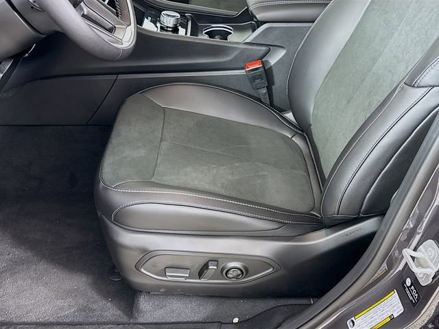 Used 2025 Jeep Grand Cherokee L Altitude image 18