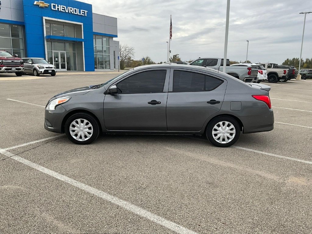 Used 2019 Nissan Versa S Plus FWD image 8
