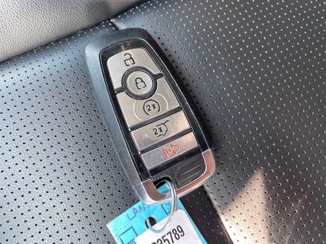 Used 2024 Ford Escape Platinum AWD/4WD image 24