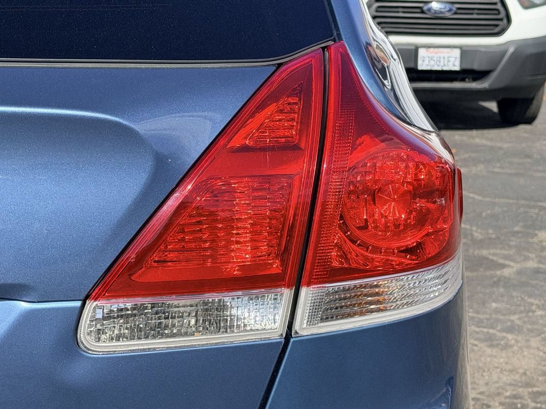 Used 2010 Toyota Venza w/ Leather Pkg FWD image 10