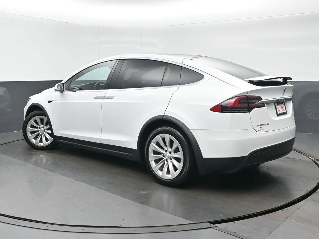 Used 2018 Tesla Model X 100D image 5