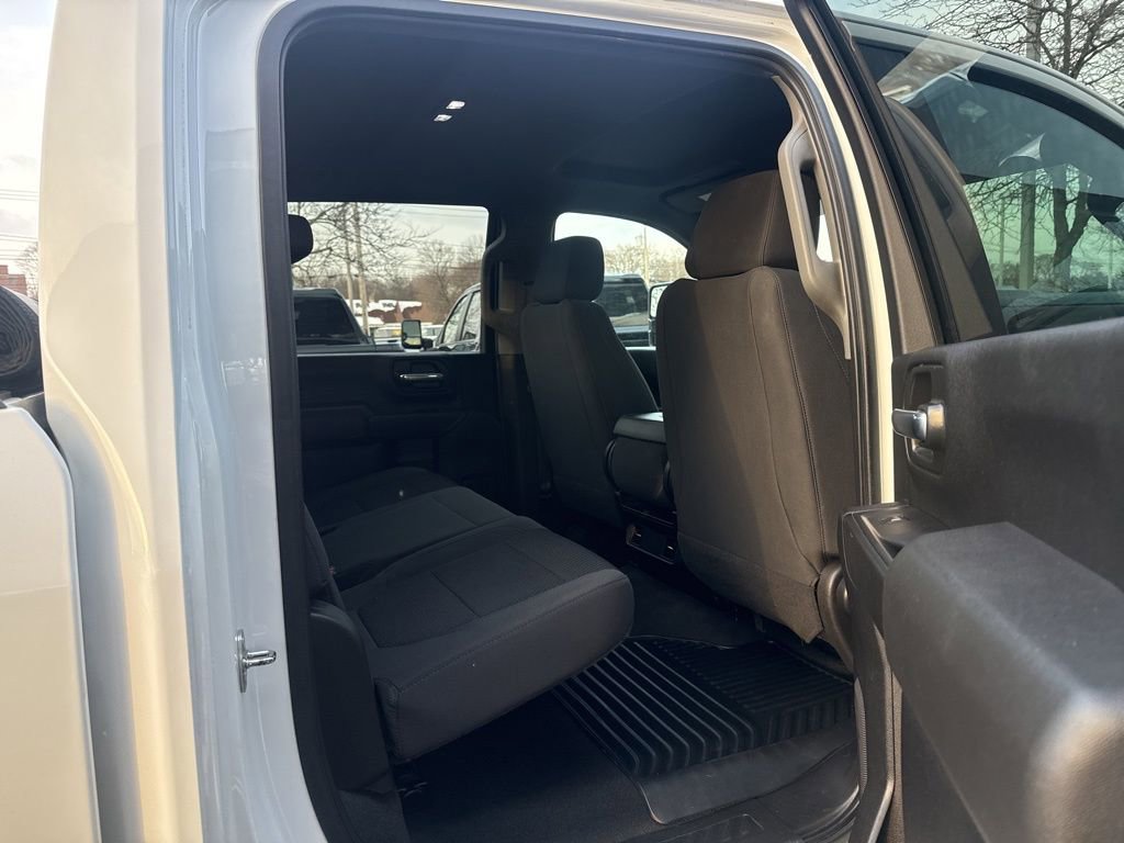 Used 2021 Chevrolet Silverado 2500 Custom w/ Custom Value Package image 14