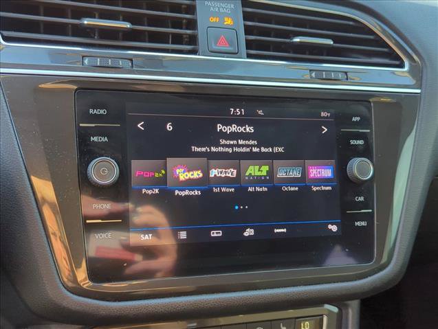 Used 2019 Volkswagen Tiguan SE w/ Panoramic Sunroof Package FWD image 18
