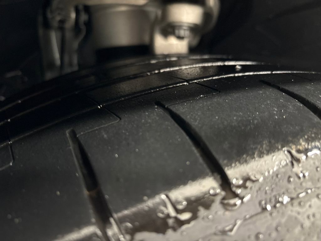 Used 2025 Mercedes-Benz GLS 450 4MATIC image 33