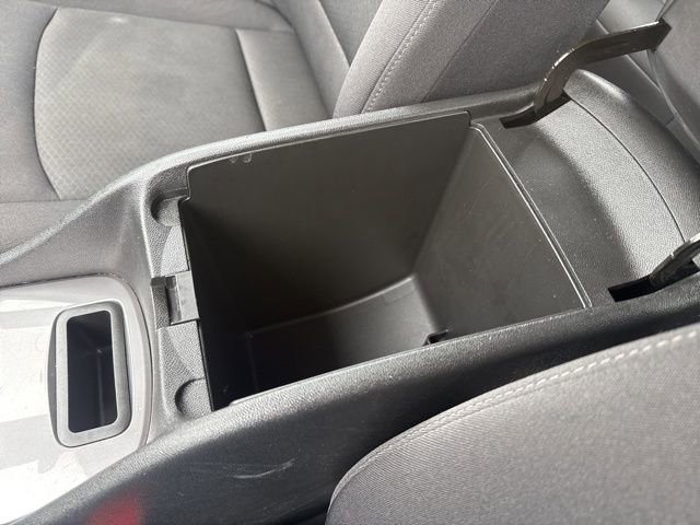 Used 2024 Chevrolet Malibu LT image 28