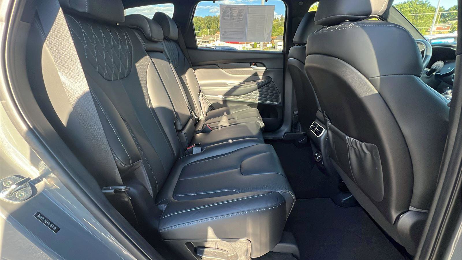 Used 2023 Hyundai Santa Fe Calligraphy image 15
