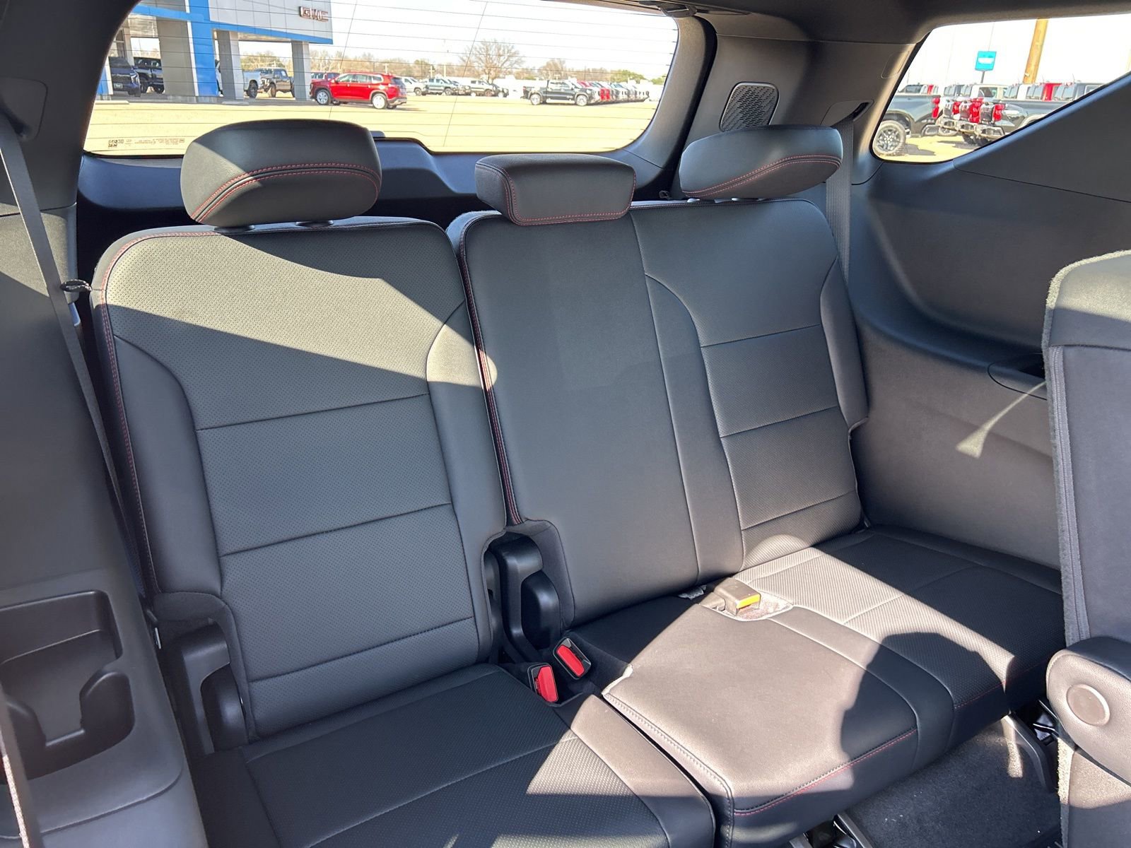 New 2026 Chevrolet Traverse RS w/ LPO, Floor Liner Package image 15
