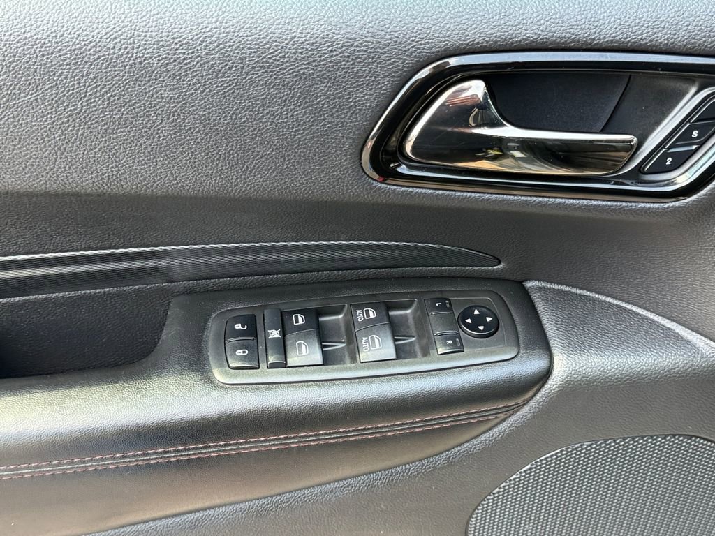 Used 2021 Dodge Durango R/T w/ Tow 'N Go Package AWD/4WD image 11