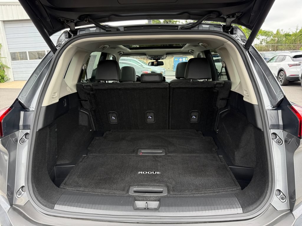 Used 2023 Nissan Rogue SL w/ SL Premium Package FWD image 25