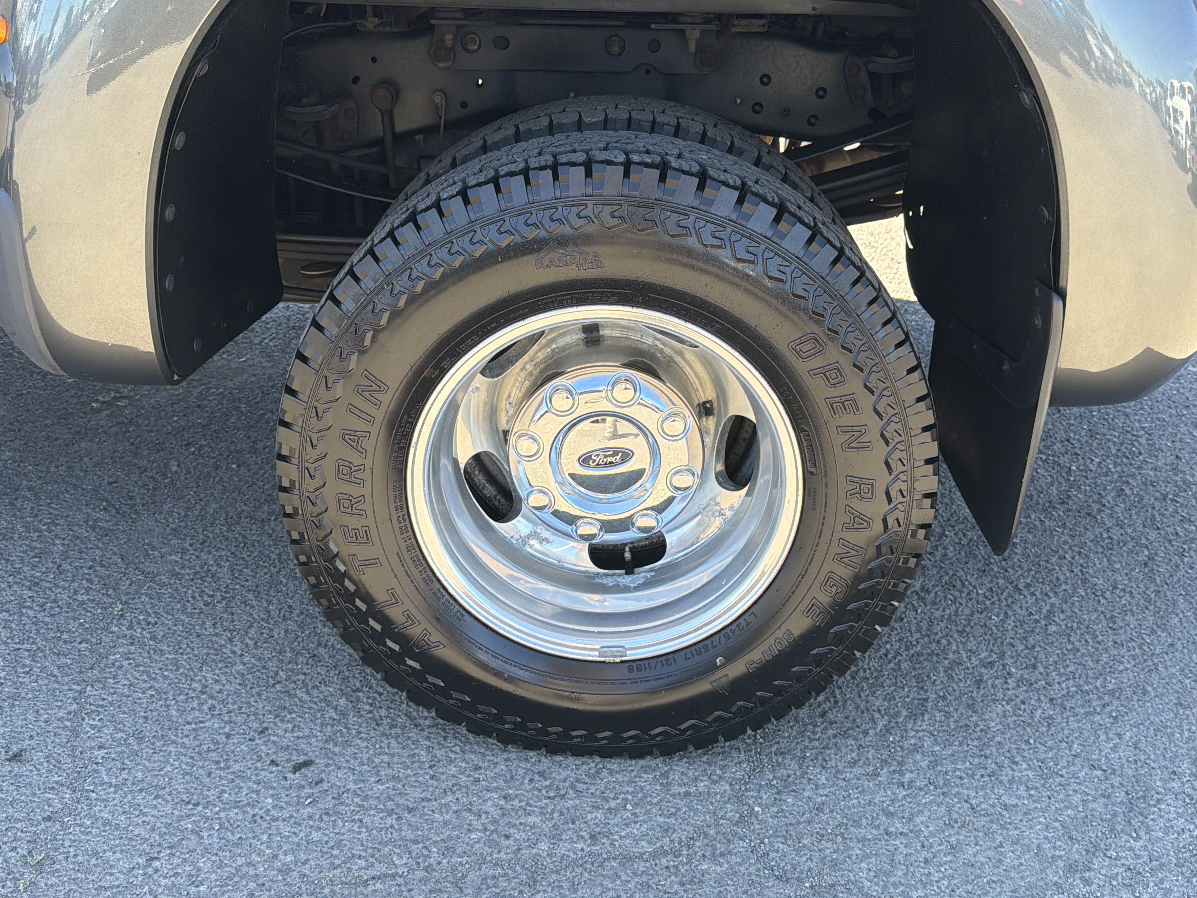 Used 2016 Ford F350 Lariat w/ Lariat Ultimate Package AWD/4WD image 27
