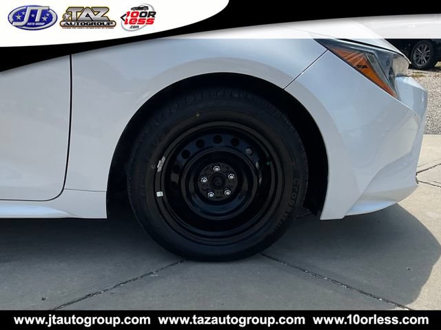 Used 2024 Toyota Corolla LE FWD image 9