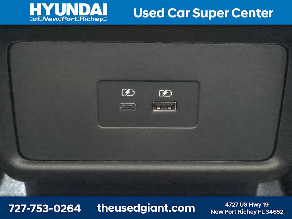 Used 2022 Nissan Rogue SV w/ SV Premium Package FWD image 16
