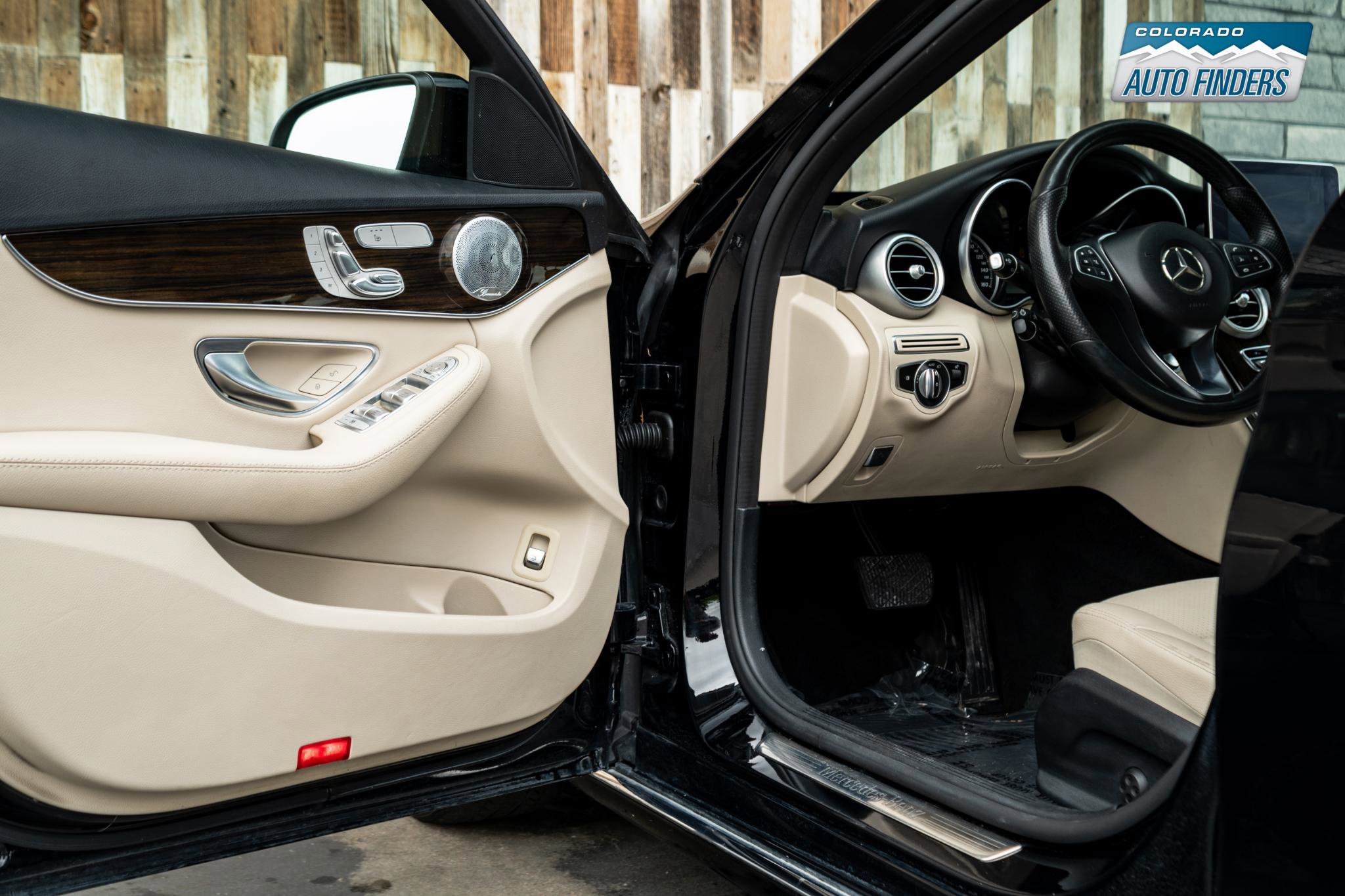 Used 2018 Mercedes-Benz C 300 4MATIC Sedan image 10