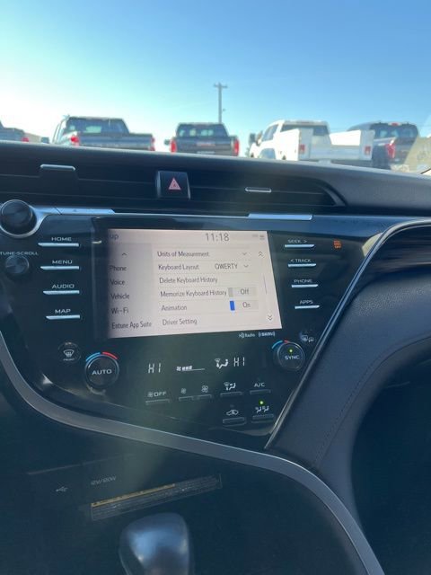 Used 2020 Toyota Camry XLE image 41