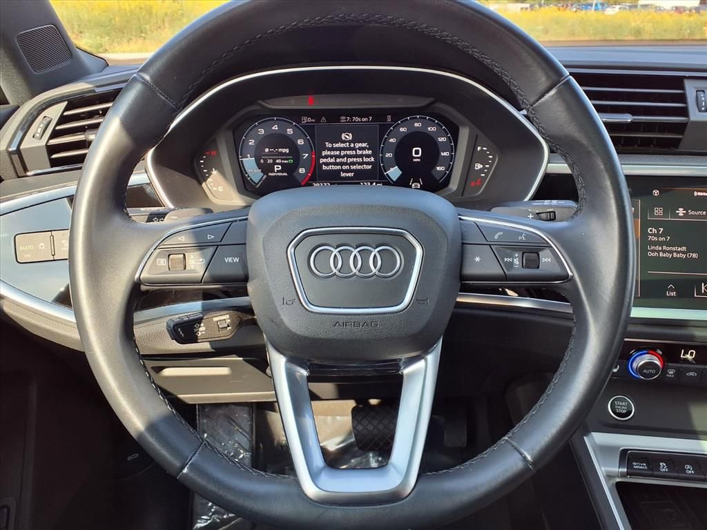 Used 2024 Audi Q3 2.0T Premium image 15