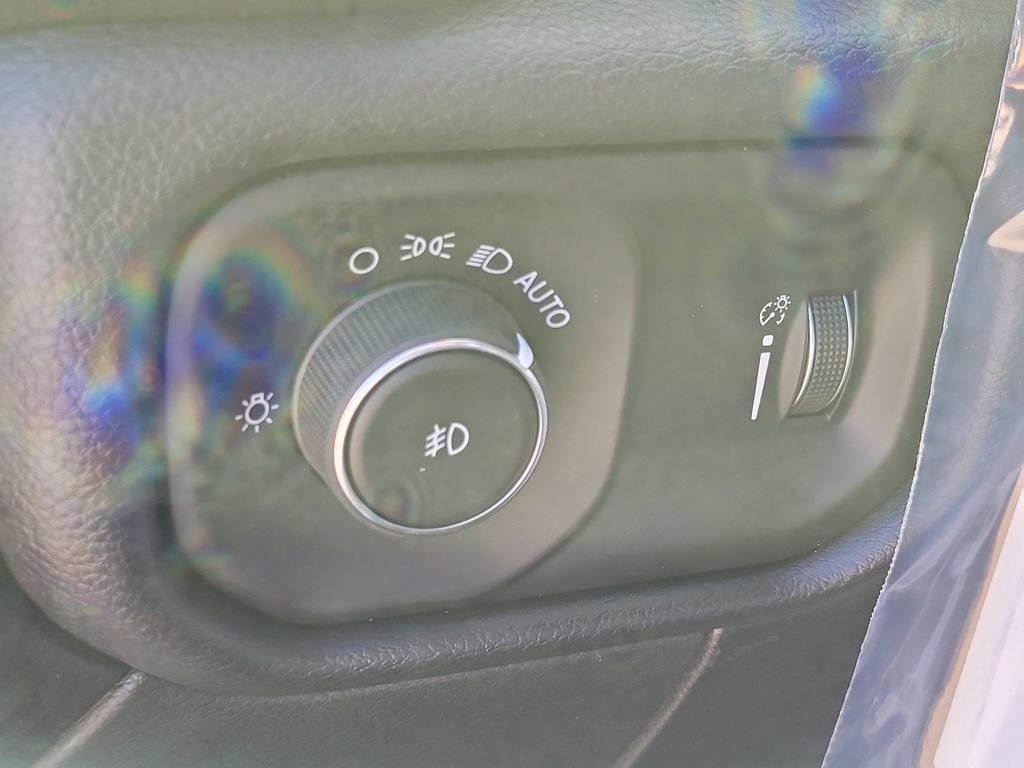 New 2026 RAM 5500 Tradesman w/ Chrome Appearance Group image 27