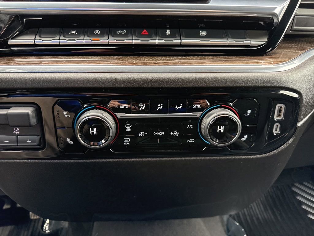 Used 2025 Chevrolet Silverado 1500 LT image 19