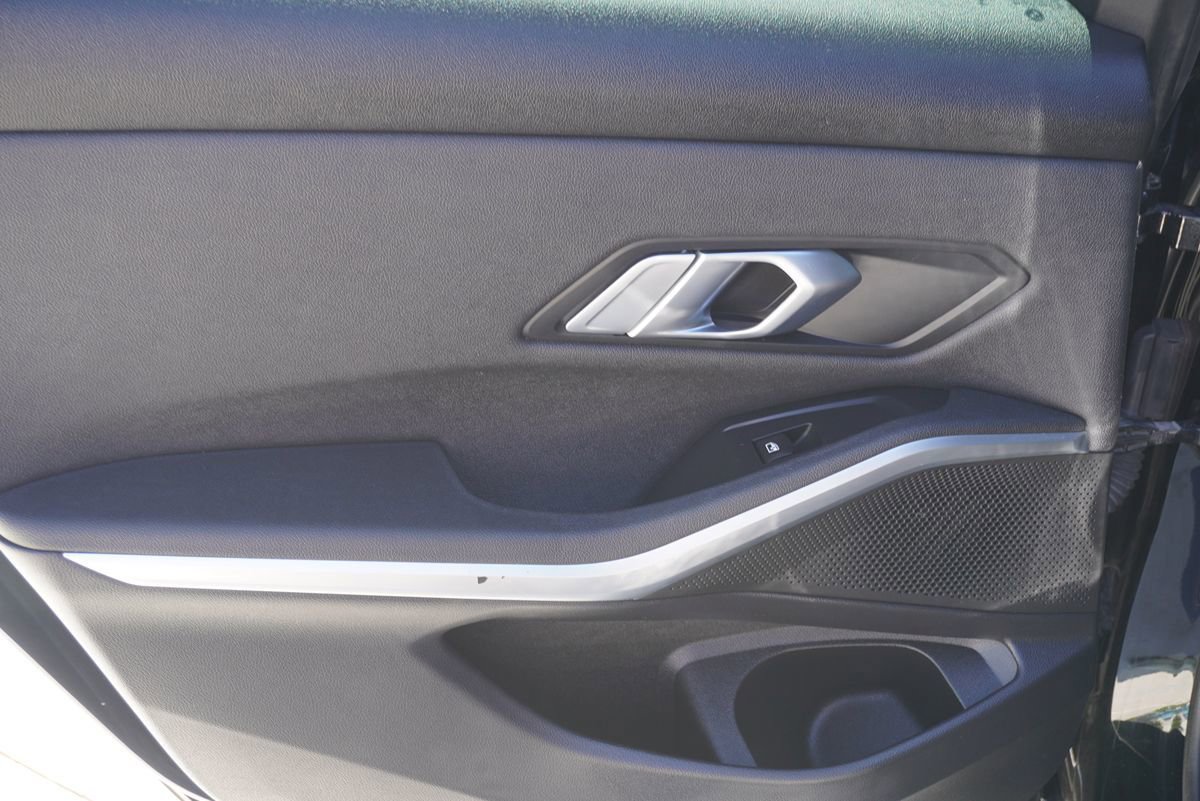 Used 2021 BMW 330i Sedan RWD image 16