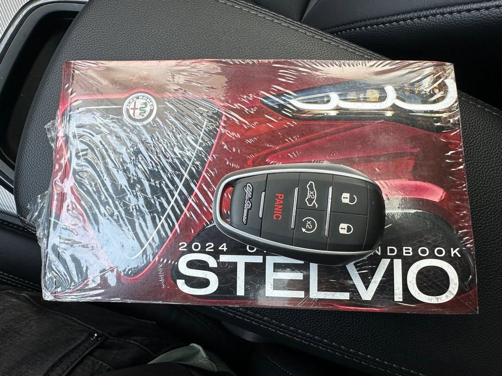 Used 2024 Alfa Romeo Stelvio Ti w/ Active Assist Plus Package AWD/4WD image 9