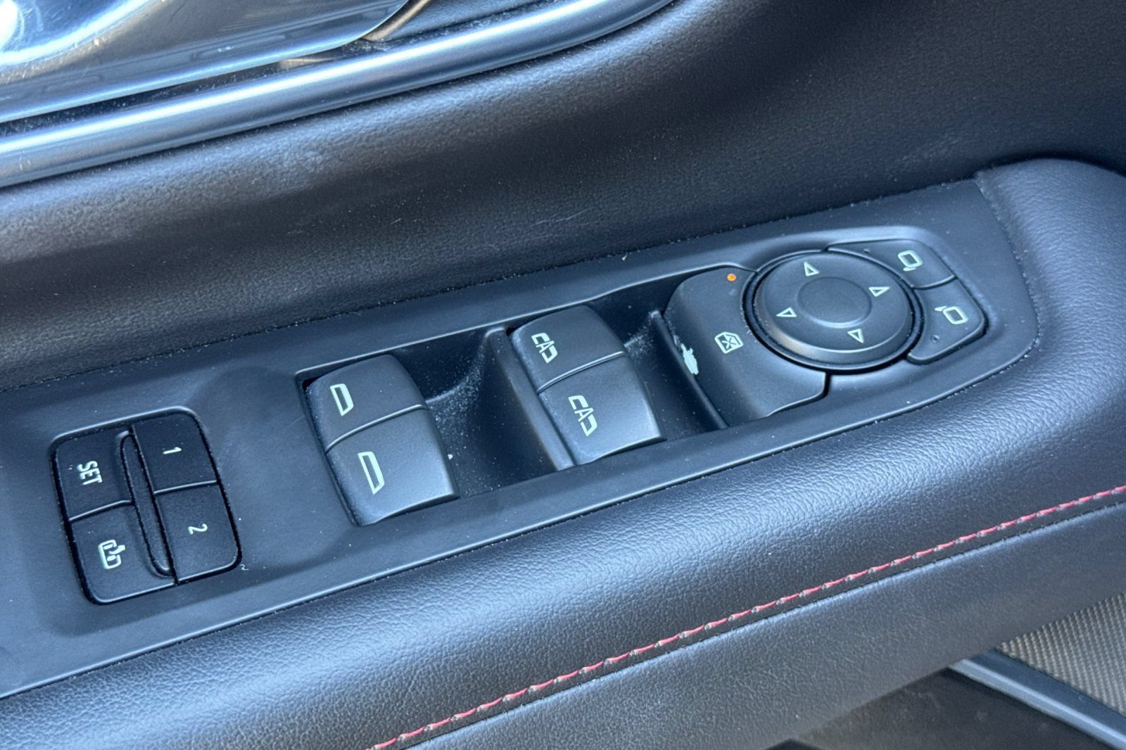 Used 2021 Chevrolet Suburban RST AWD/4WD image 13