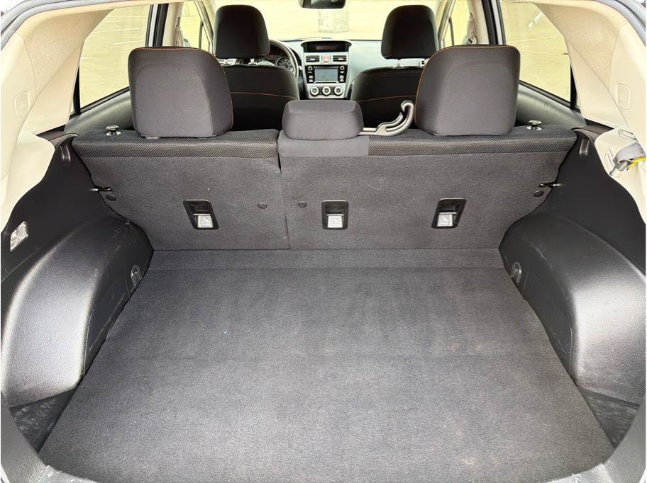 Used 2017 Subaru Crosstrek 2.0i Premium AWD/4WD image 12