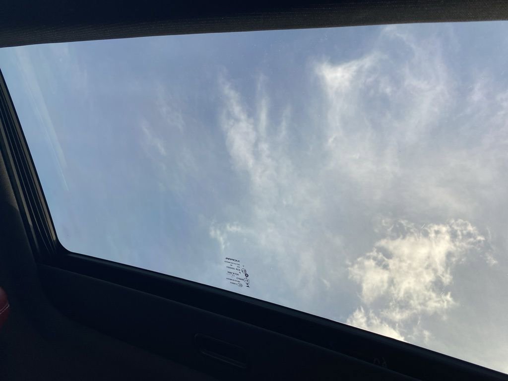 Used 2018 Dodge Durango SRT w/ Technology Group image 33