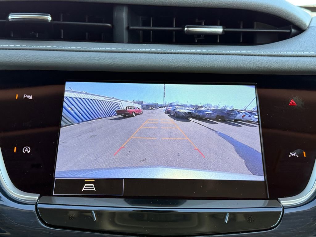 Used 2024 Cadillac XT6 Premium Luxury image 15