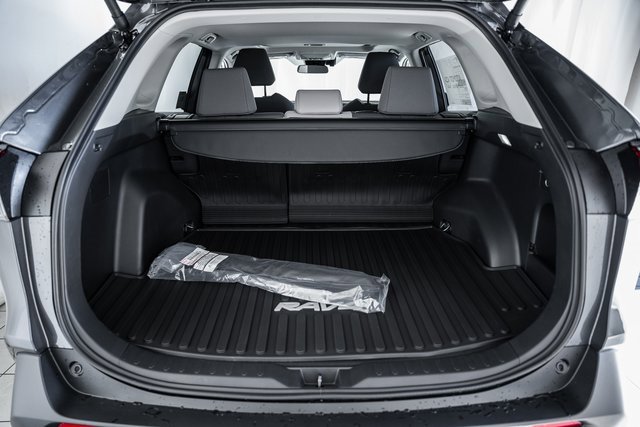 New 2025 Toyota RAV4 XLE image 9