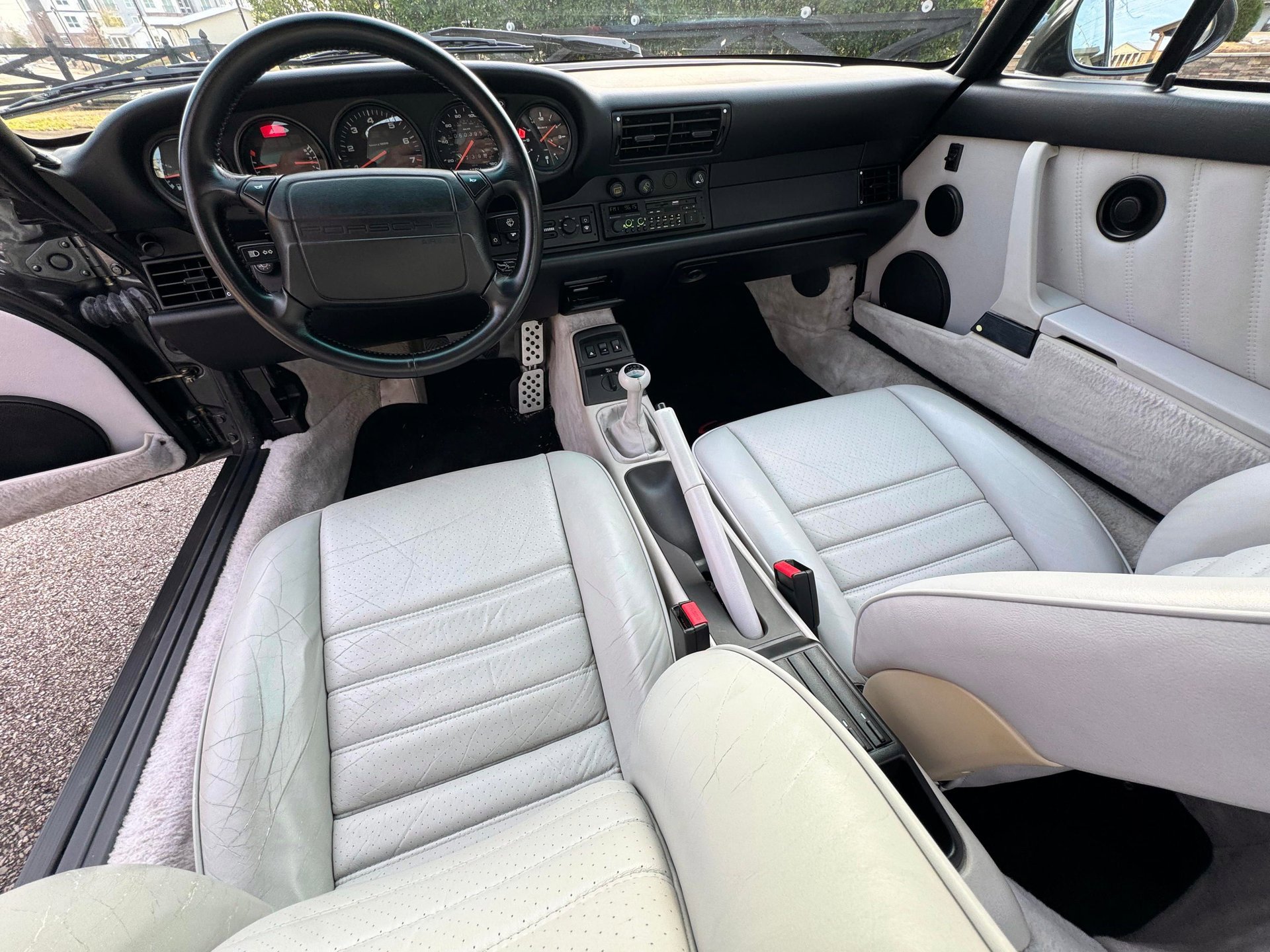 Used 1992 Porsche 911 GT3 RS image 33