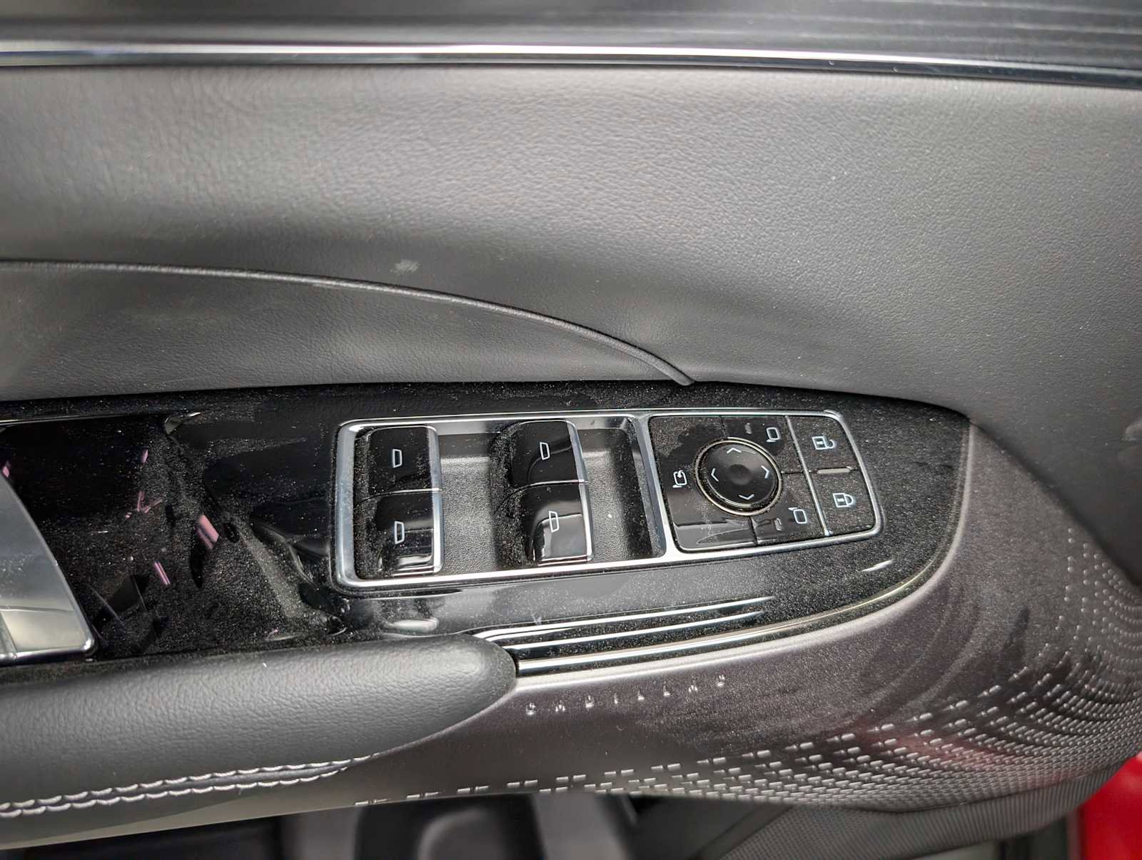 New 2025 Cadillac Lyriq Luxury image 36