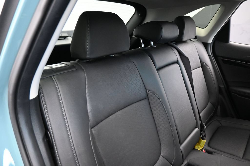 Used 2025 Kia Seltos EX w/ EX Sunroof Package FWD image 38