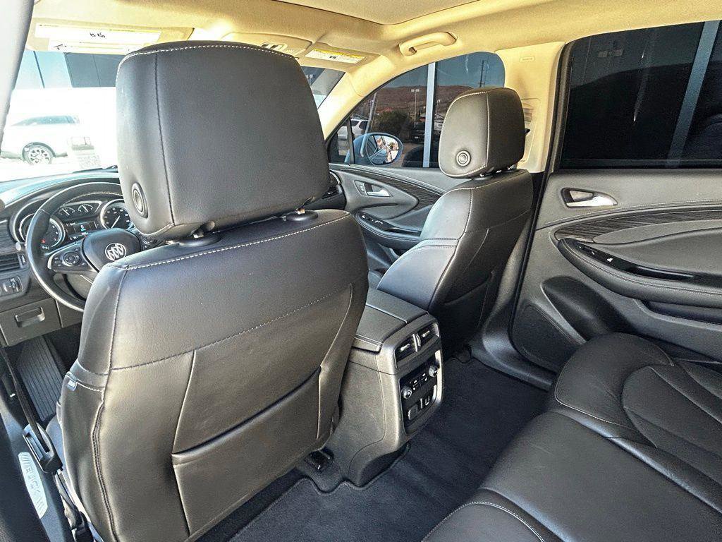 Used 2018 Buick Envision Essence FWD image 20
