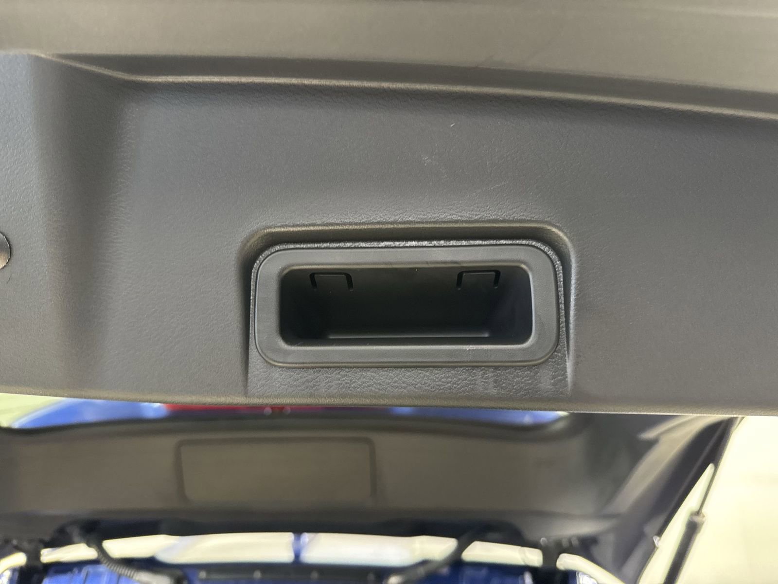 Certified 2022 Nissan Rogue SV AWD/4WD image 35
