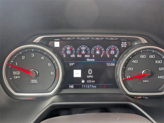 Used 2021 Chevrolet Suburban Premier w/ Premium Package image 18