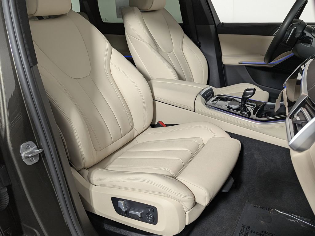 Used 2021 BMW X5 xDrive40i w/ Convenience Package AWD/4WD image 26