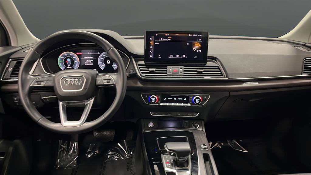 Used 2022 Audi Q5 e Premium w/ Convenience Package AWD/4WD image 11