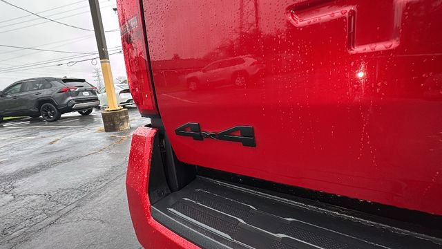 Used 2025 Toyota Tacoma TRD Sport AWD/4WD image 37