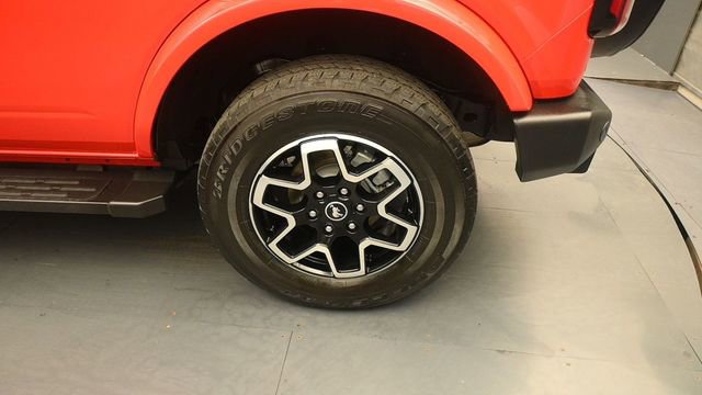 Certified 2024 Ford Bronco Outer Banks AWD/4WD image 9