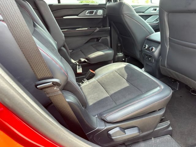 Used 2026 Ford Explorer ST AWD/4WD image 11
