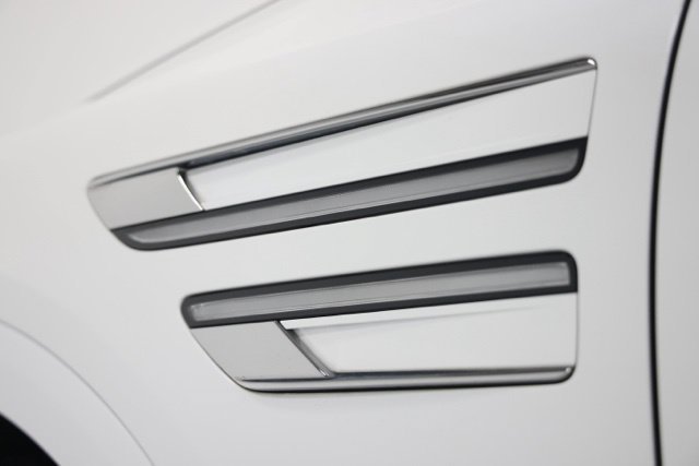 Used 2025 Genesis GV80 2.5T Standard AWD/4WD image 13
